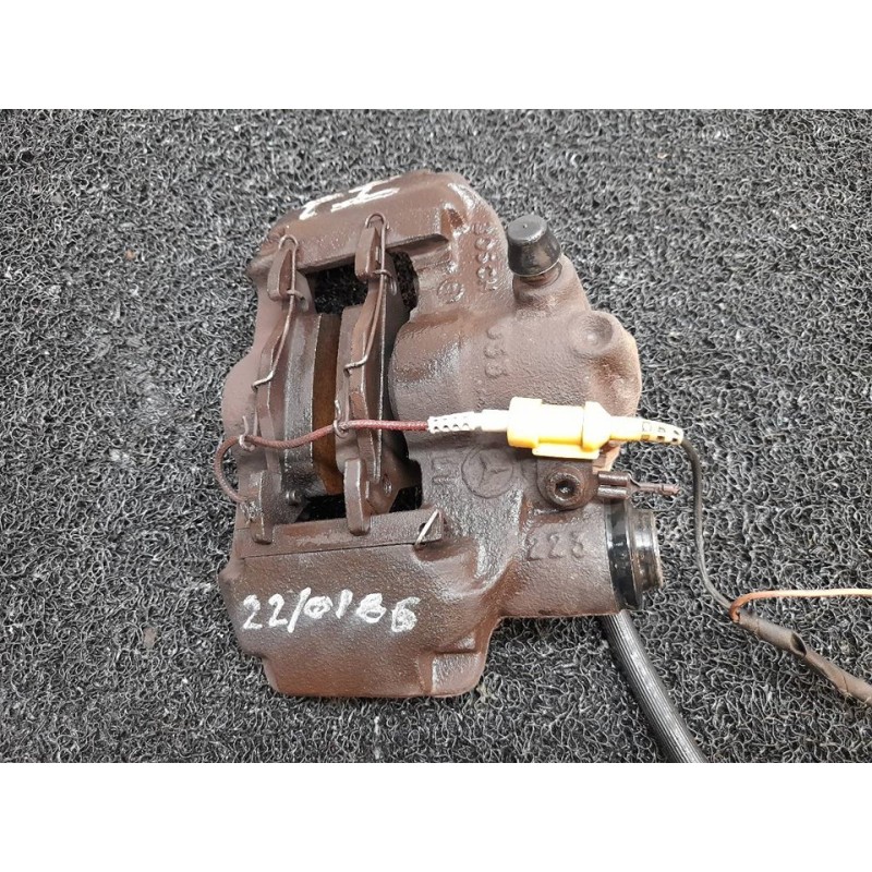 Recambio de pinza de freno trasera izquierda para mercedes-benz vito (w638) combi 112 cdi (638.194) referencia OEM IAM 223  BOSC - Blanco