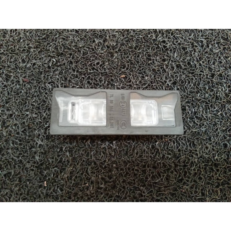 Recambio de piloto matricula para audi a5 sportback (f5a) sport referencia OEM IAM 8W6943021  