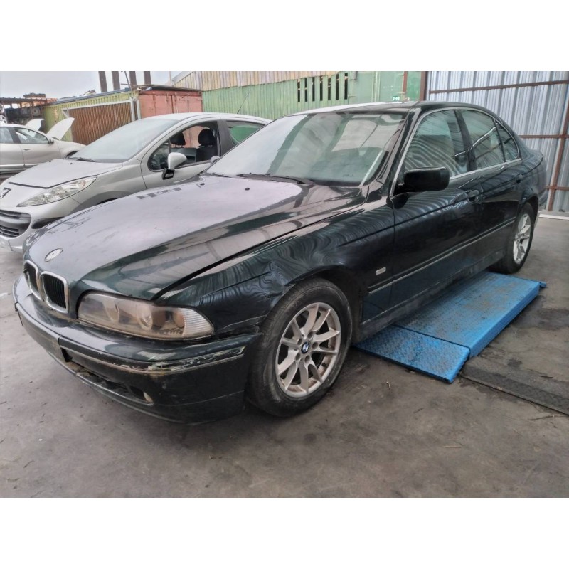 bmw serie 5 berlina (e39) del año 2001