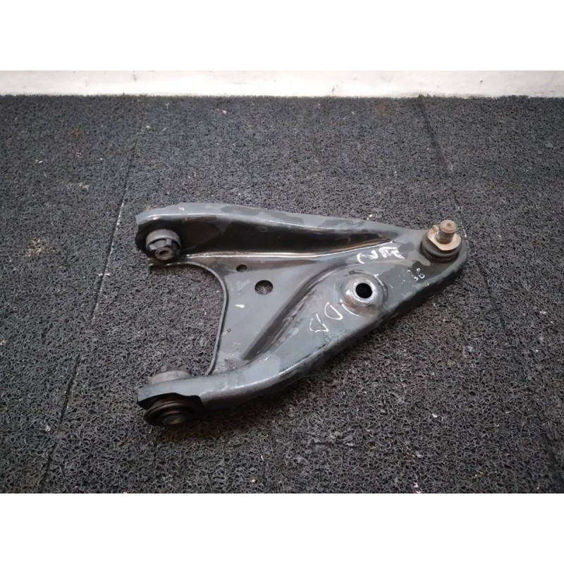 Recambio de brazo suspension inferior delantero derecho para dacia lodgy laureate referencia OEM IAM 545007106R  