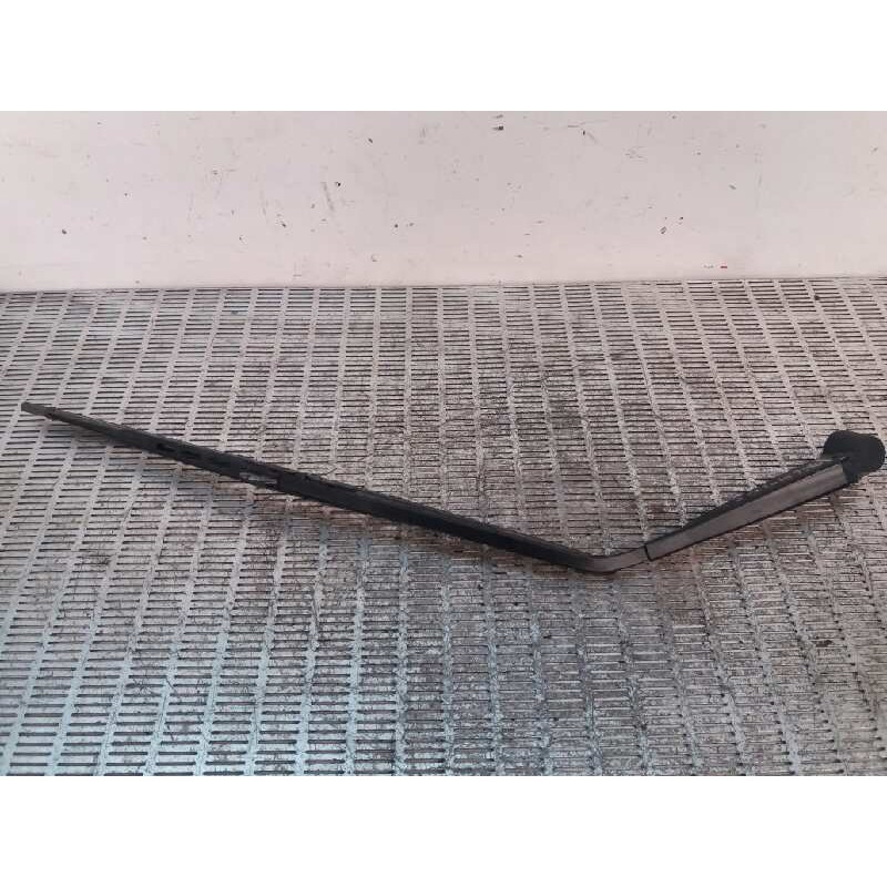 Recambio de brazo limpia trasero para opel corsa b 1.0 12v cat (x 10 xe / lw3) referencia OEM IAM - Blanco