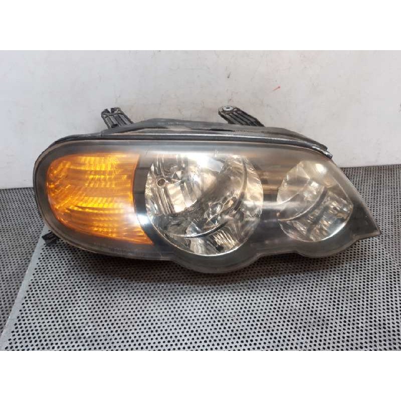 Recambio de faro derecho para kia shuma ii 1.6 ls berlina portón referencia OEM IAM   