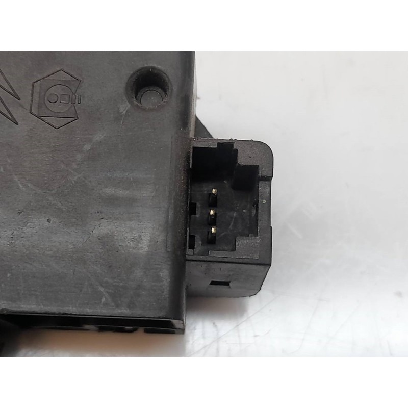 Recambio de cerradura maletero / porton para peugeot 1007 1.4 referencia OEM IAM 9657614780 - Rojo 4