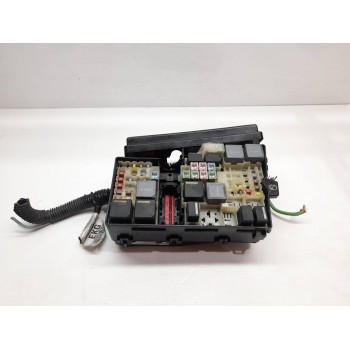 CAJA RELES / FUSIBLES E02345500 