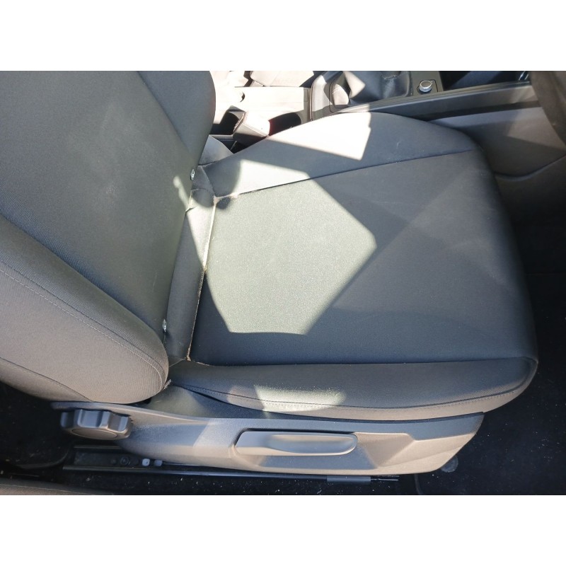 Recambio de asiento delantero derecho para audi a1 sportback (gba) 25 tfsi referencia OEM IAM - Blanco 3