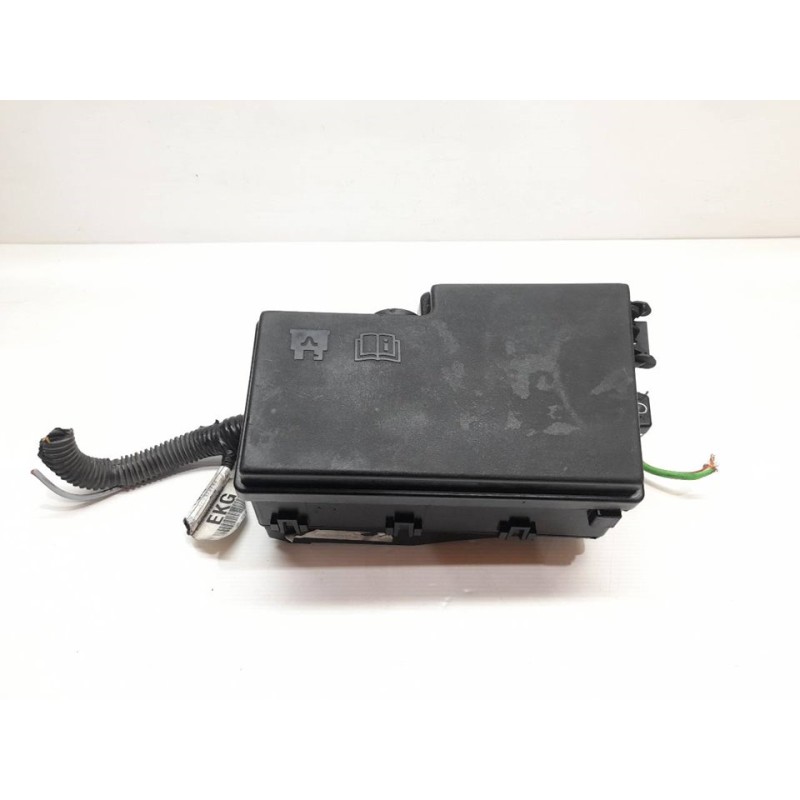 Recambio de caja reles / fusibles para ford c-max trend referencia OEM IAM E02345500 - Blanco 4