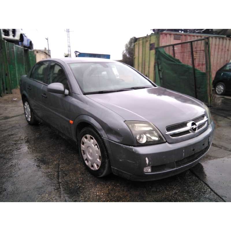 opel vectra c berlina del año 2002