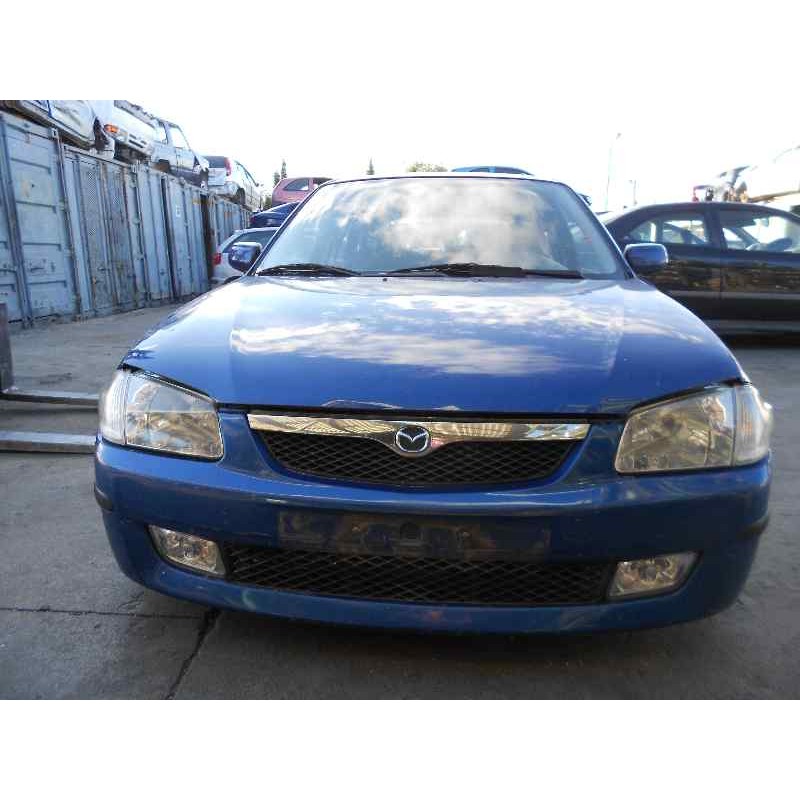 mazda 323 berlina f/s (bj) del año 2001