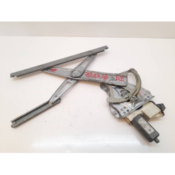 ELEVALUNAS DELANTERO IZQUIERDO 6982005050 999060102JJB 1020712051544
