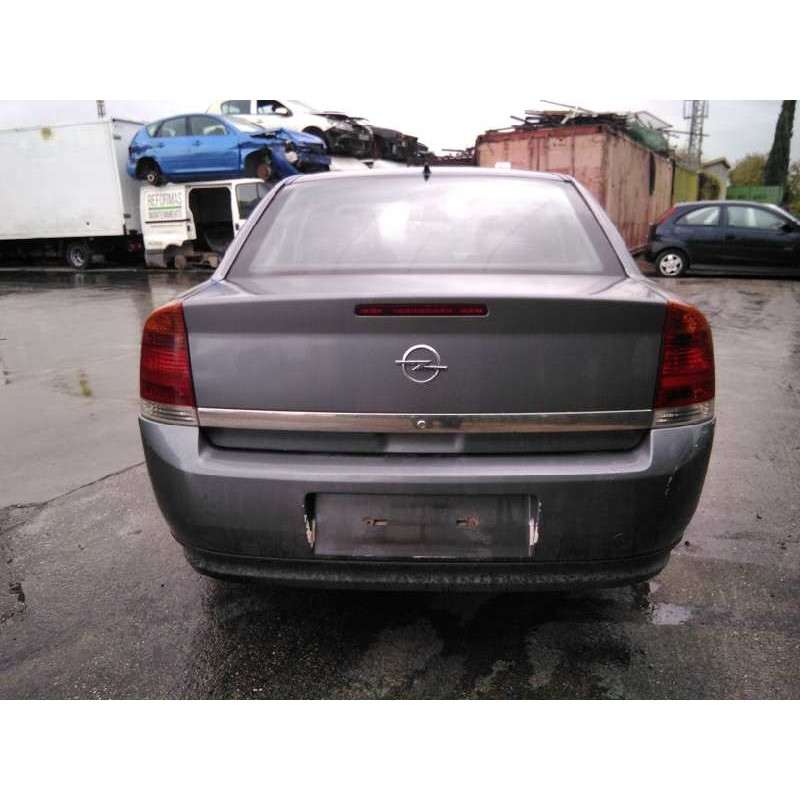 opel vectra c berlina del año 2002