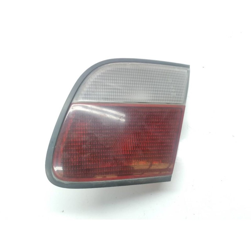 Recambio de piloto trasero derecho interior para nissan almera (n15) s referencia OEM IAM   