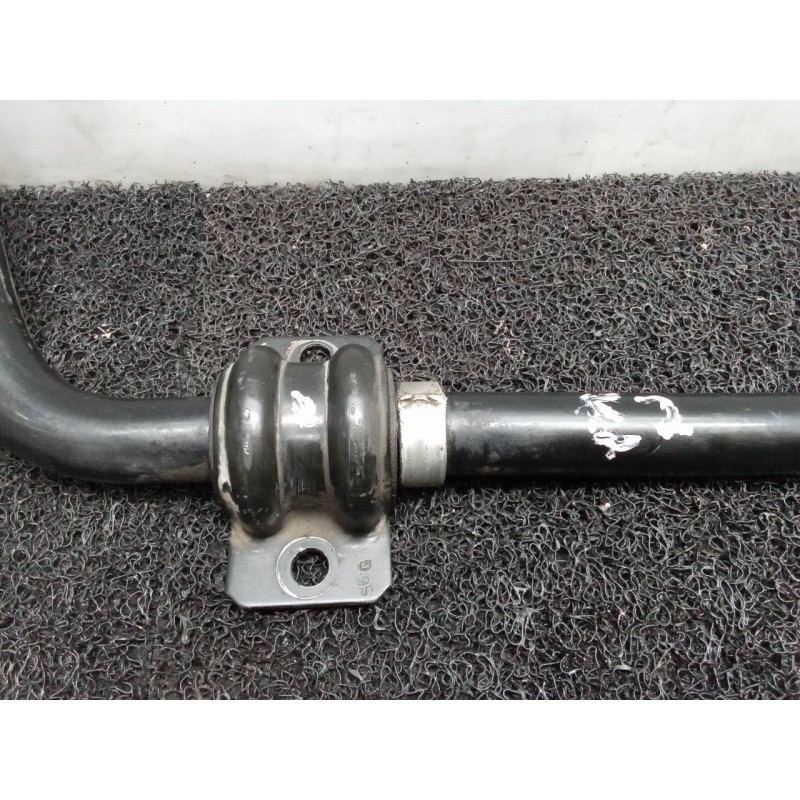 Recambio de barra estabilizadora delantera para kia carnival 2.9 crdi vgt ex referencia OEM IAM 2