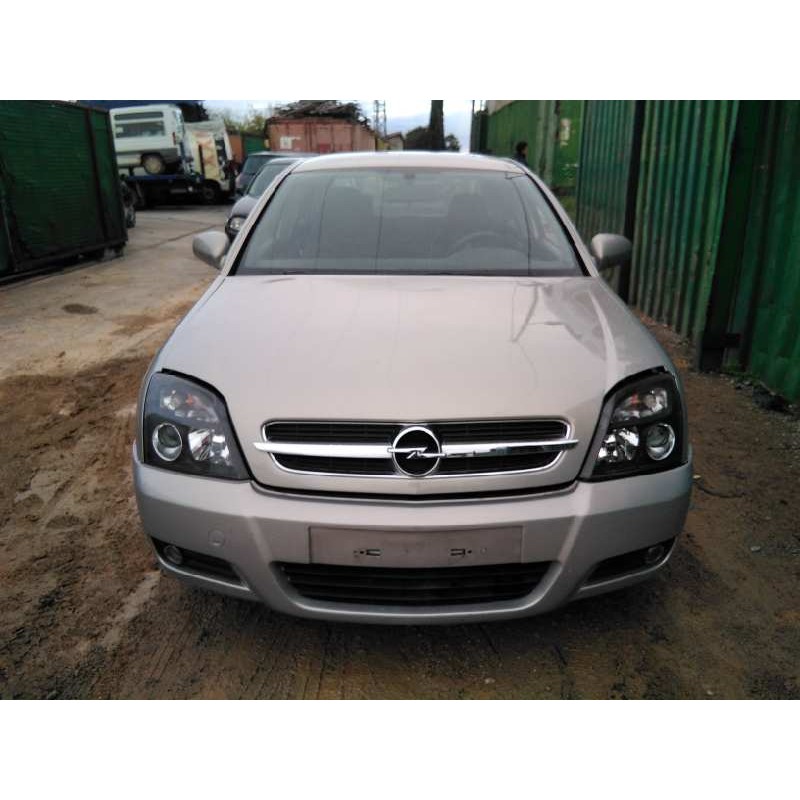 opel vectra c berlina del año 2005