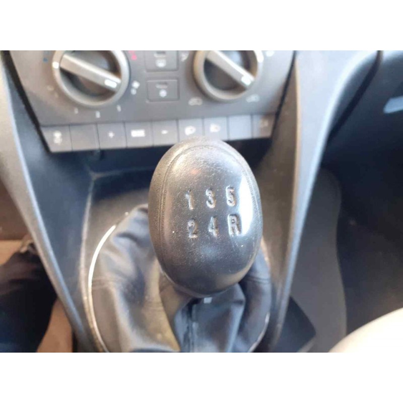 lancia ypsilon (101) del año 2004