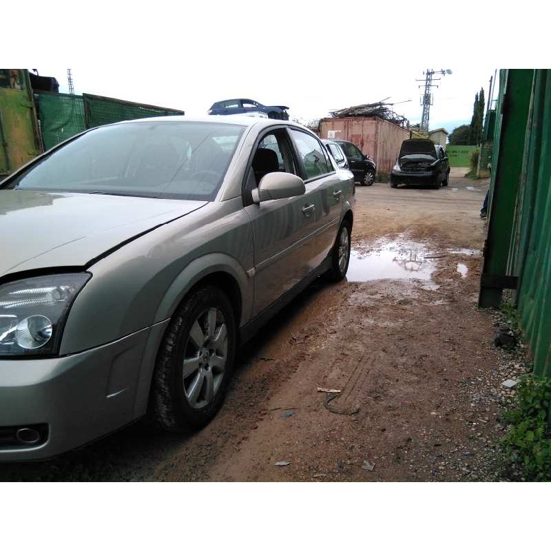 opel vectra c berlina del año 2005