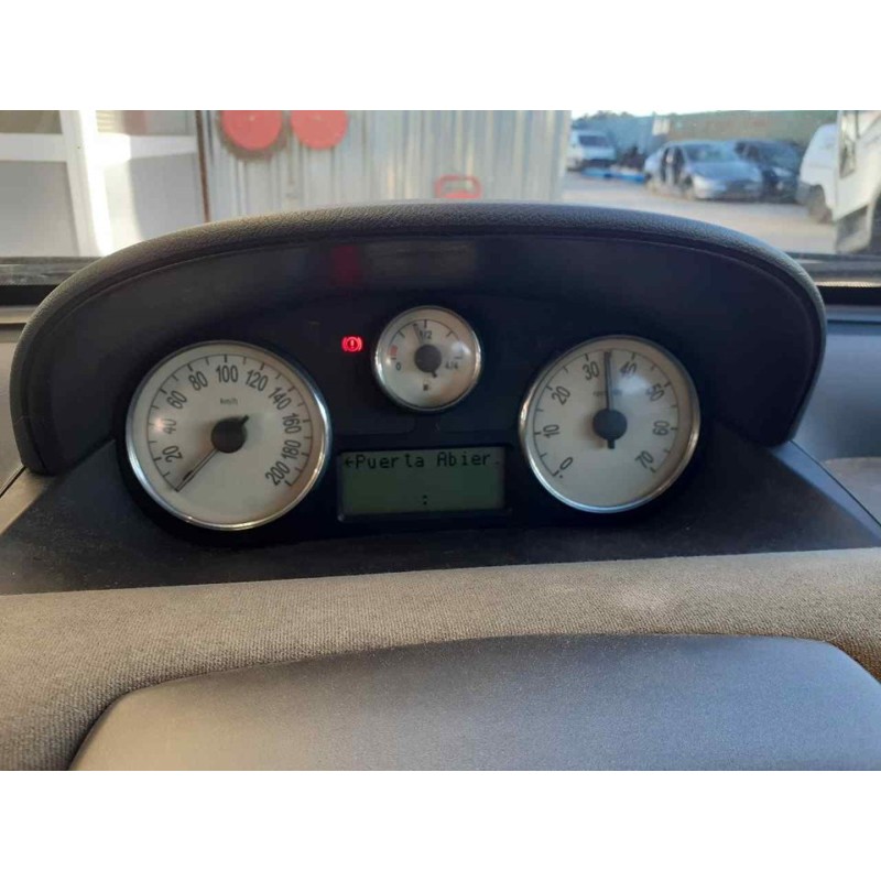 lancia ypsilon (101) del año 2004