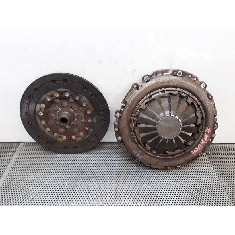 Recambio de kit embrague para opel corsa c cosmo referencia OEM IAM 9223223  