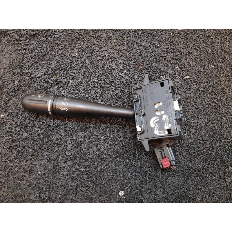 Recambio de mando luces para chrysler voyager (rg) 2.5 crd se referencia OEM IAM 04685711AA  LUCAS