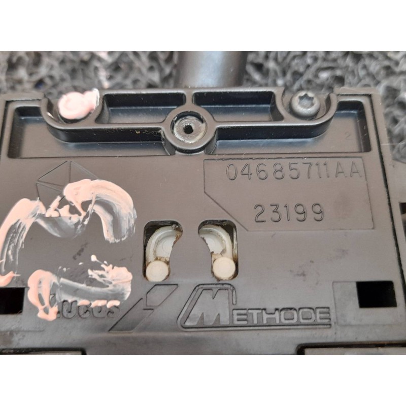 Recambio de mando luces para chrysler voyager (rg) 2.5 crd se referencia OEM IAM 04685711AA  LUCAS 2