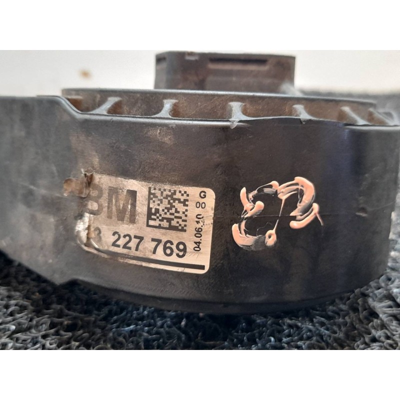 Recambio de soporte motor delantero para opel insignia berlina cosmo referencia OEM IAM 13227769 - Negro 2