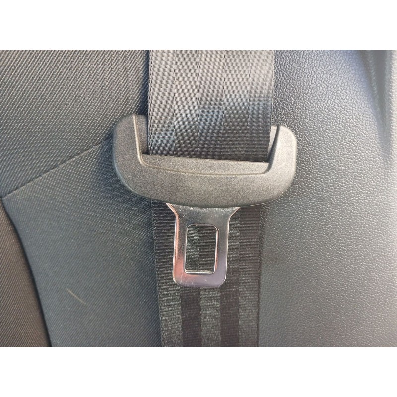 Recambio de cinturon seguridad trasero izquierdo para audi a1 sportback (gba) 25 tfsi referencia OEM IAM   