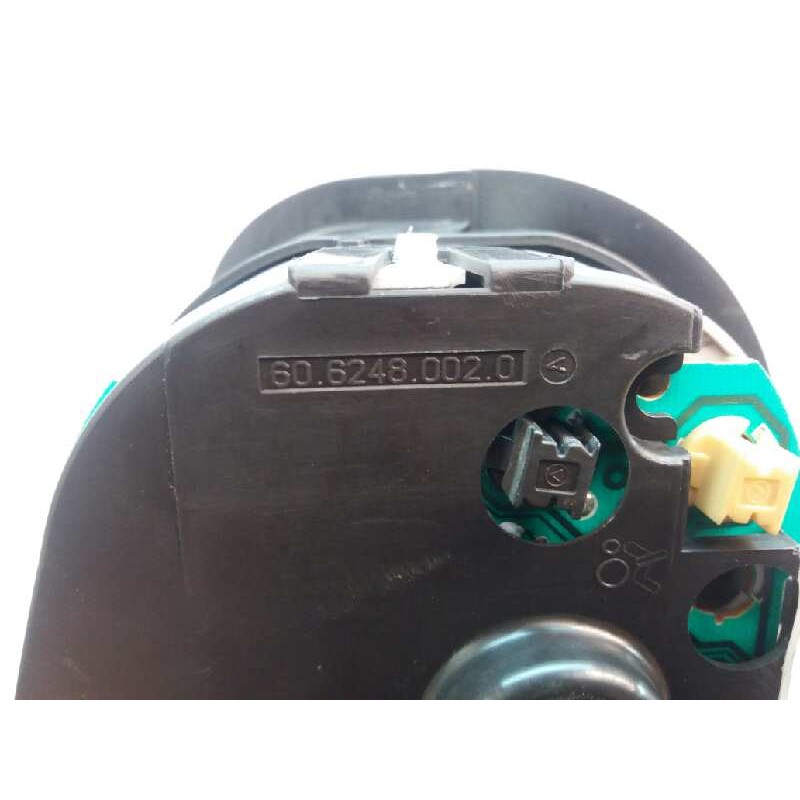 Recambio de cuadro instrumentos para fiat bravo (182) td 75 sx referencia OEM IAM 6062480020 - Rojo 2