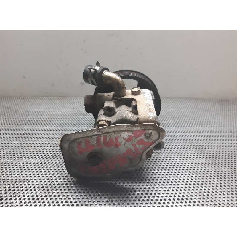 Recambio de bomba direccion para toyota avensis berlina (t 22) referencia OEM IAM U05 133623 toyota 5
