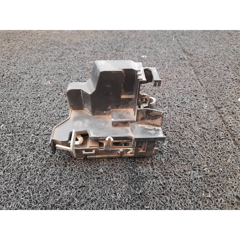 Recambio de cerradura puerta delantera derecha para fiat doblo (119) 1.9 jtd cat referencia OEM IAM - Blanco 2