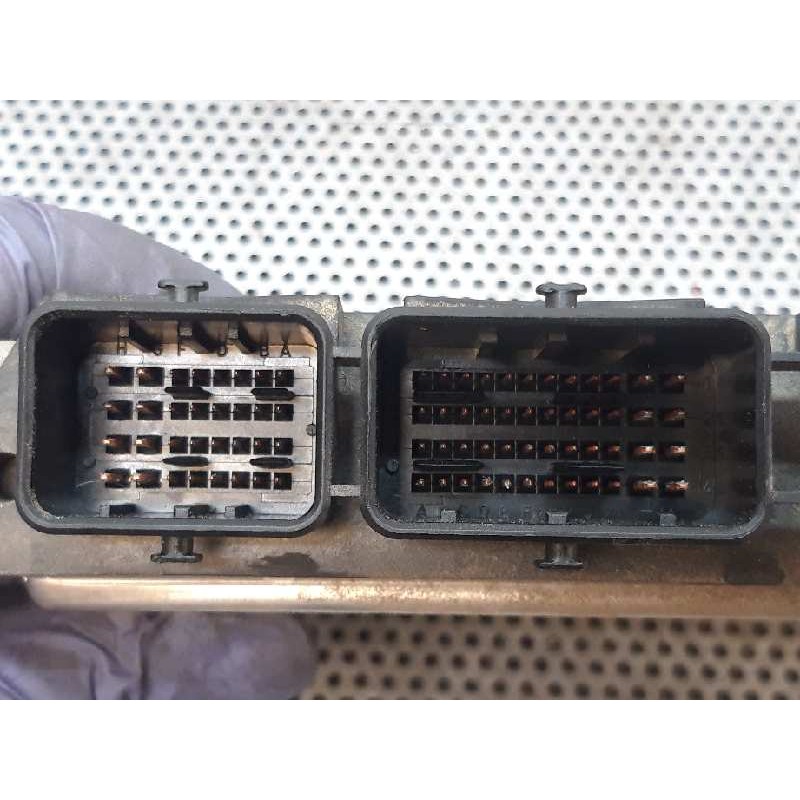 Recambio de centralita motor uce para peugeot 207 xs referencia OEM IAM 0281012467 9662212480 BOSCH - Rojo 2