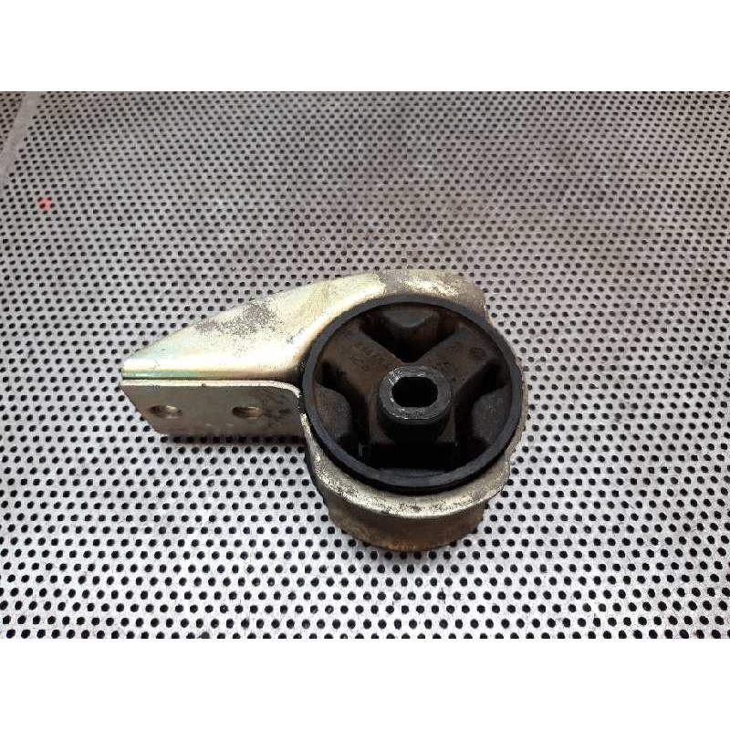 Recambio de soporte motor derecho para smart coupe 0.7 turbo cat referencia OEM IAM 74274712  