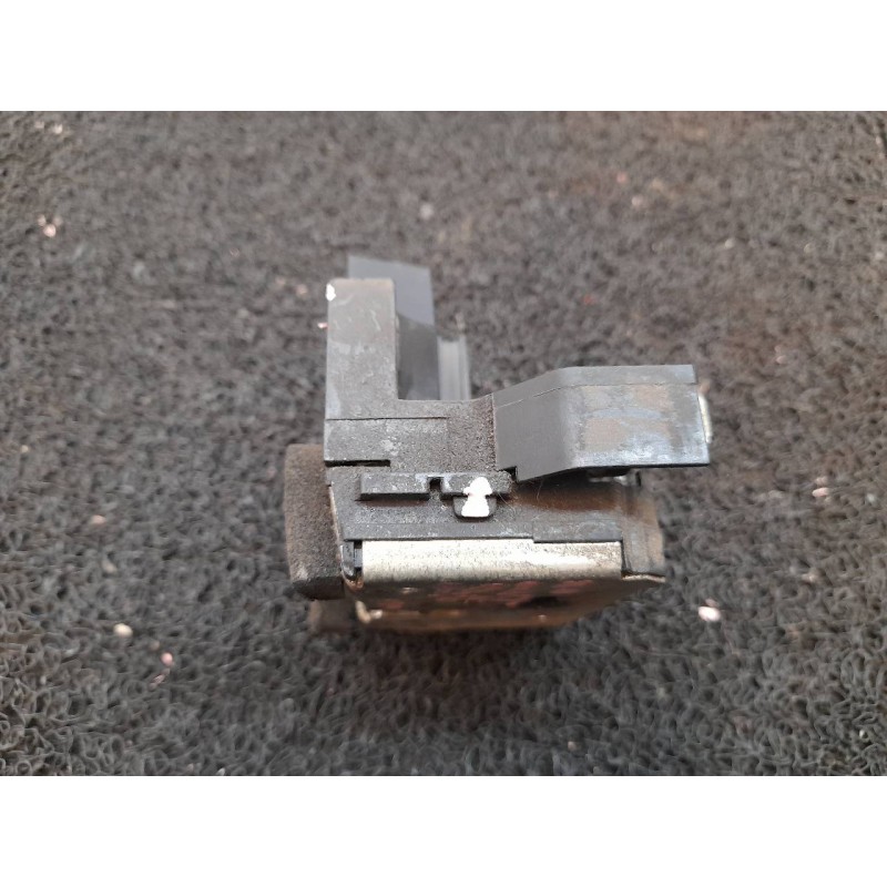 Recambio de cerradura puerta delantera derecha para fiat doblo (119) 1.9 jtd cat referencia OEM IAM - Blanco 4