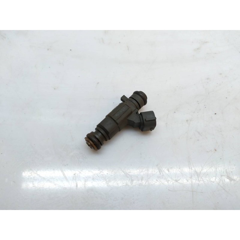 Recambio de inyector para citroën c-elysée seduction referencia OEM IAM 9676017480 0280157127 BOSCH