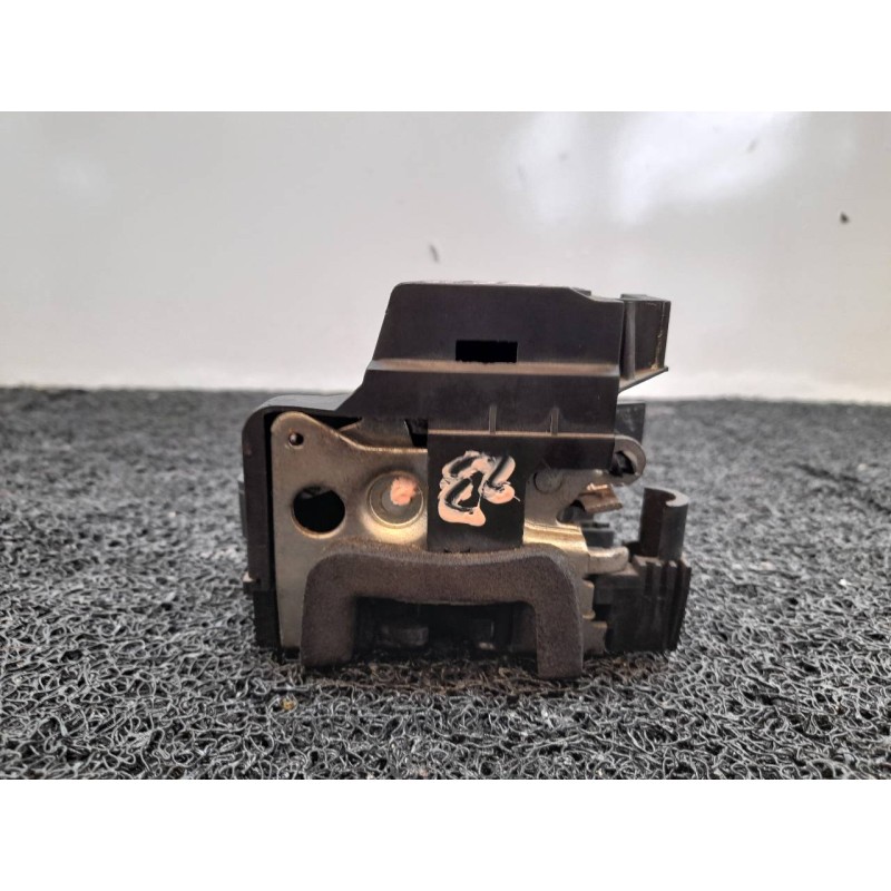 Recambio de cerradura puerta delantera izquierda para fiat doblo (119) 1.9 jtd cat referencia OEM IAM   