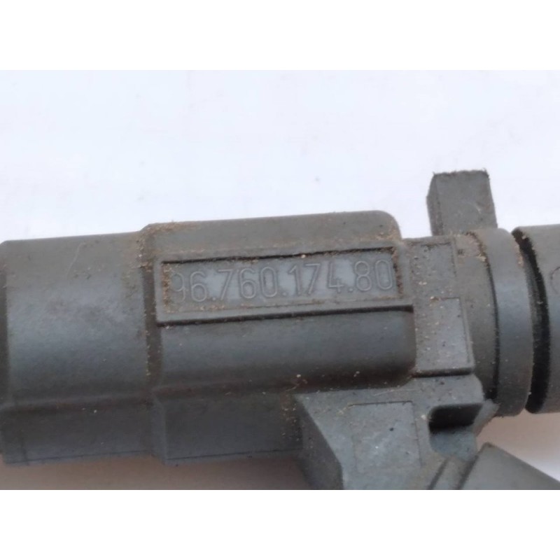 Recambio de inyector para citroën c-elysée seduction referencia OEM IAM 9676017480 0280157127 BOSCH - Gris 4
