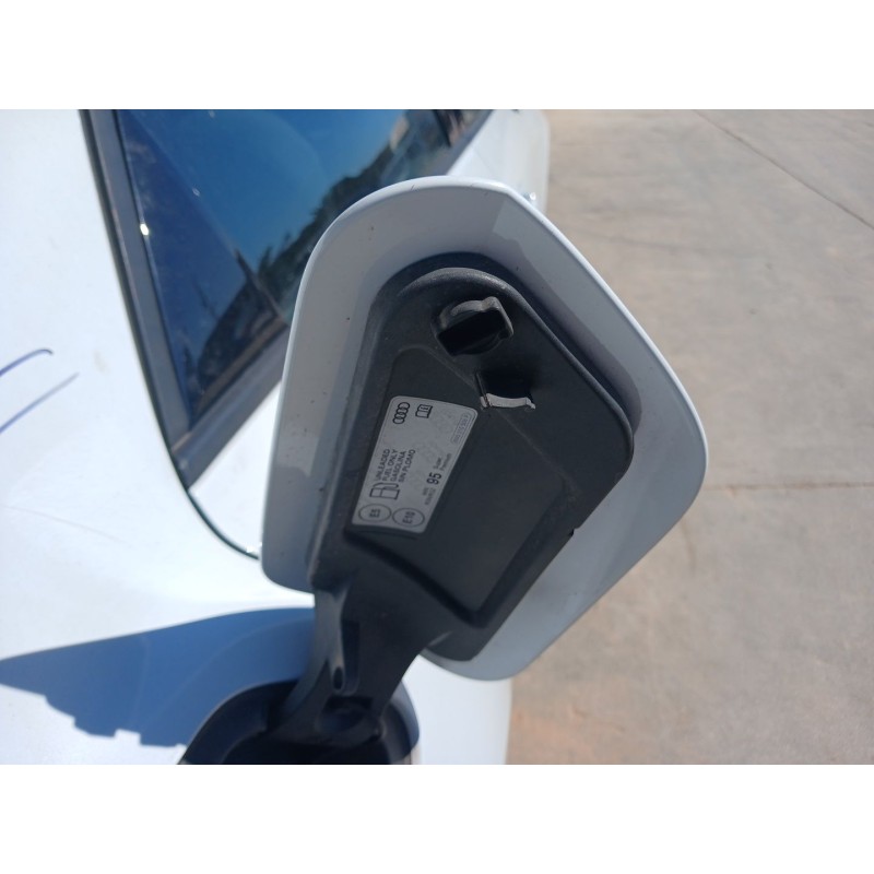 Recambio de tapa exterior combustible para audi a1 sportback (gba) 25 tfsi referencia OEM IAM - Blanco 2