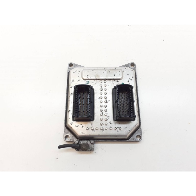 Recambio de centralita motor uce para opel astra h ber. edition referencia OEM IAM 55568735 5WK9463 SIEMENS