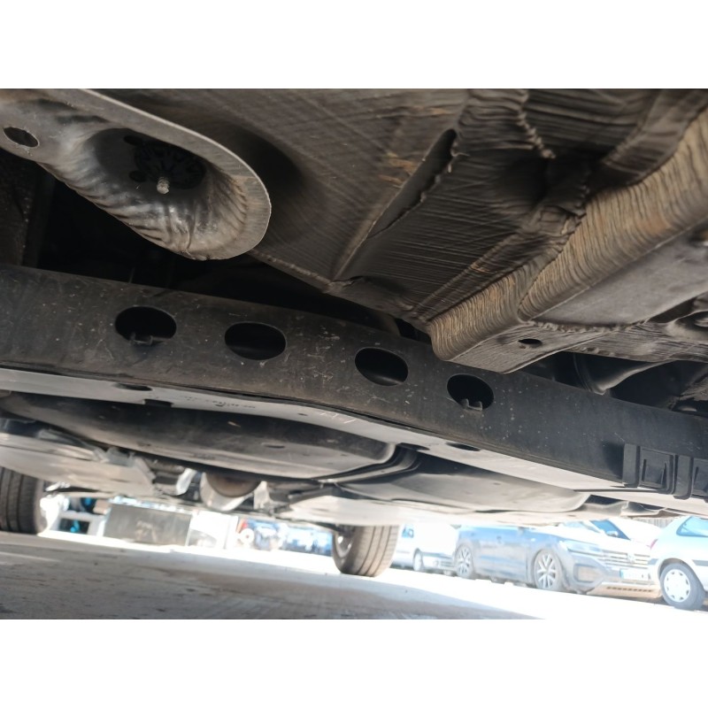 Recambio de puente trasero para audi a1 sportback (gba) 25 tfsi referencia OEM IAM - Blanco 3