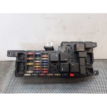 CAJA RELES / FUSIBLES 8678449 518787205 