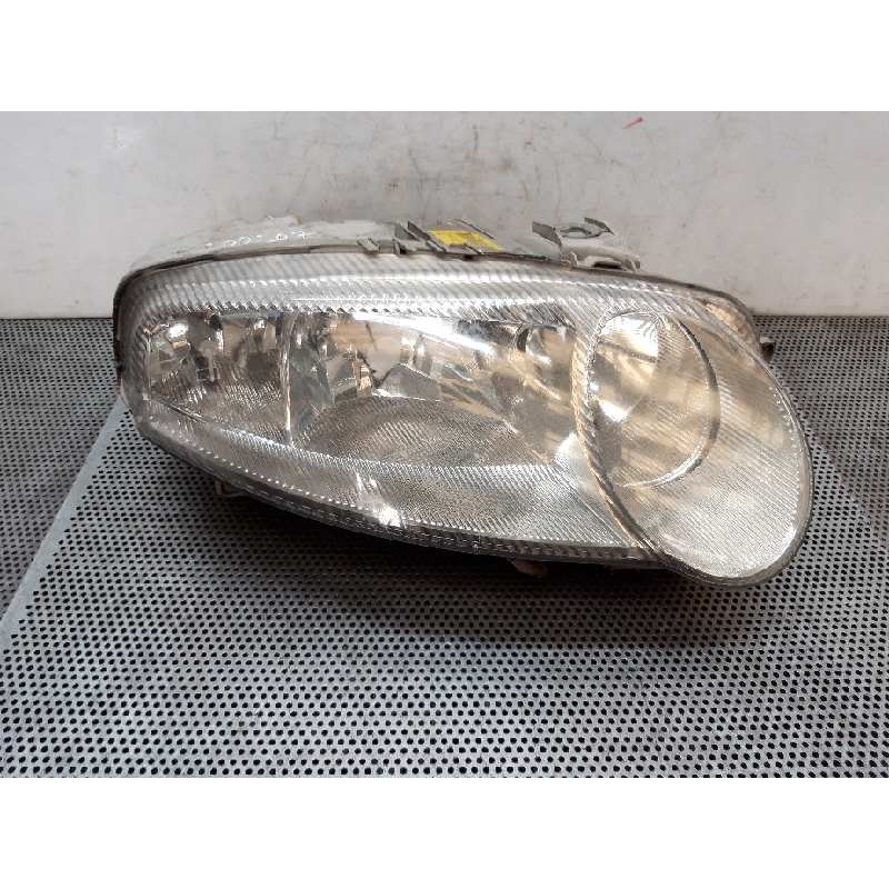 Recambio de faro derecho para alfa romeo 147 (190) 1.6 t.spark eco distinctive referencia OEM IAM 468261940  