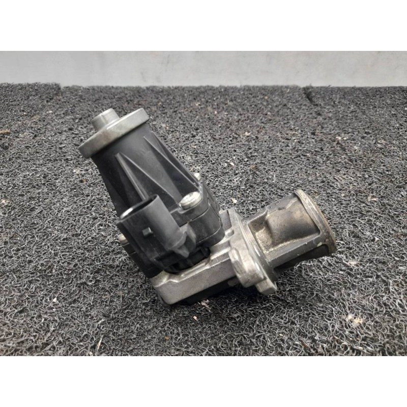 Recambio de valvula egr para opel meriva b essentia referencia OEM IAM 701599040  