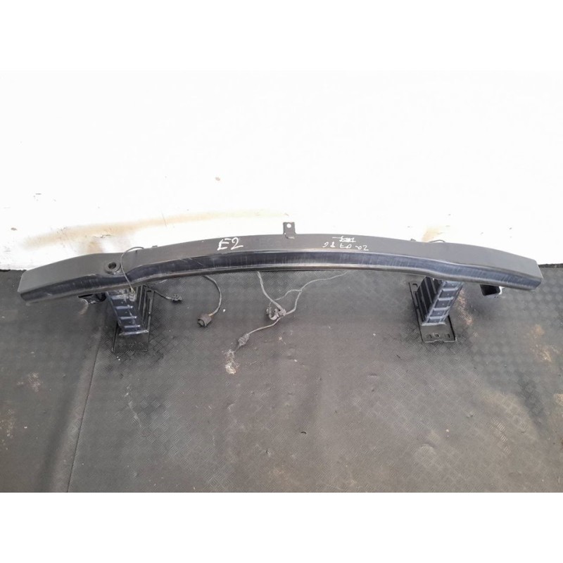 Recambio de refuerzo paragolpes delantero para bmw serie 3 berlina (e90) 320d referencia OEM IAM   