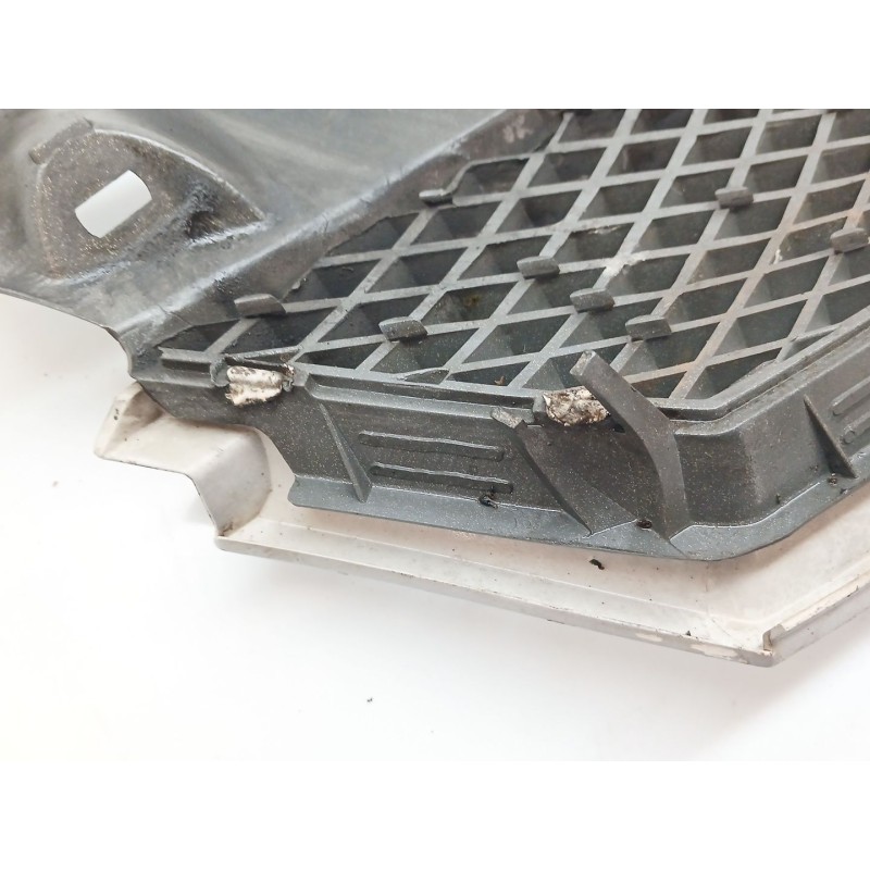 Recambio de rejilla delantera para ford mondeo iii (b5y) 2.0 tdci referencia OEM IAM 1S718B271A - Gris 2