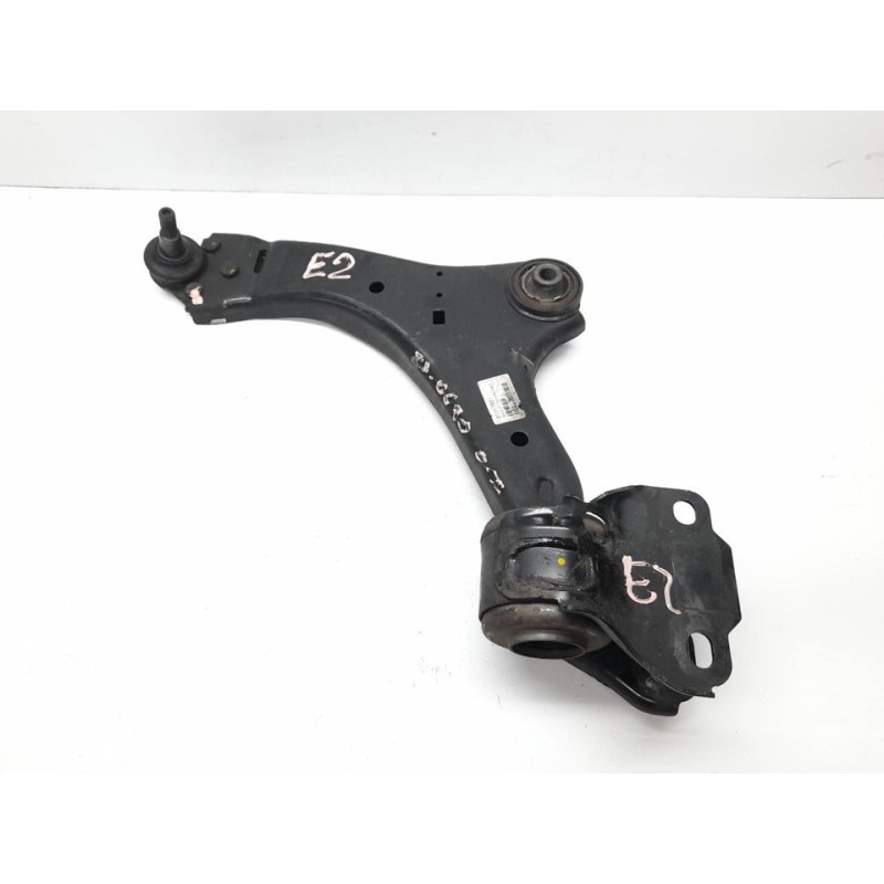 Recambio de brazo suspension inferior delantero izquierdo para volvo v70 familiar momentum referencia OEM IAM 31317661  
