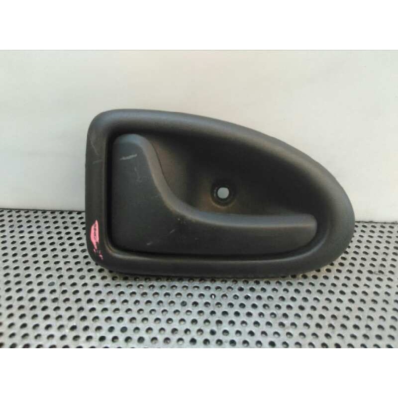 Recambio de maneta interior trasera izquierda para renault clio ii fase i (b/cbo) 1.2 alize referencia OEM IAM   