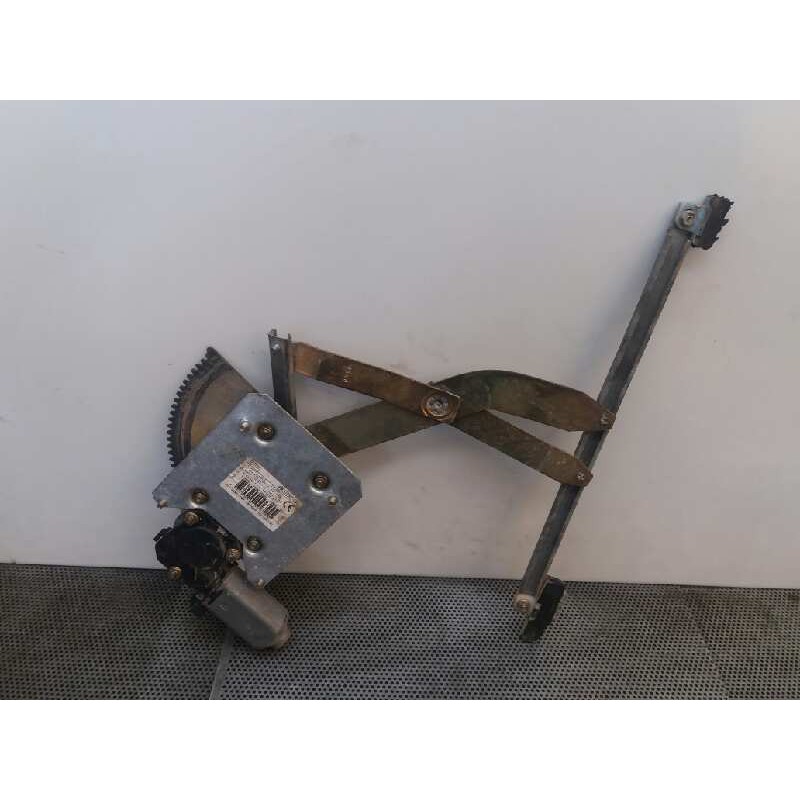 Recambio de elevalunas delantero izquierdo para toyota corolla (e11) 1.4 16v cat referencia OEM IAM   