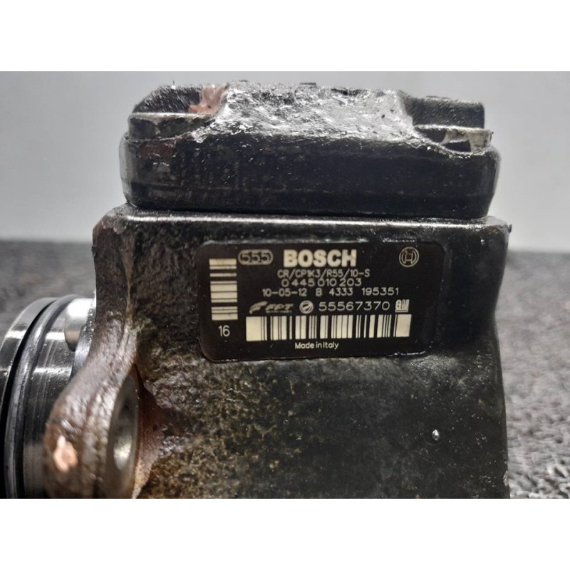 Recambio de bomba inyeccion para opel meriva b essentia referencia OEM IAM 0445010203  BOSCH - Rojo 2