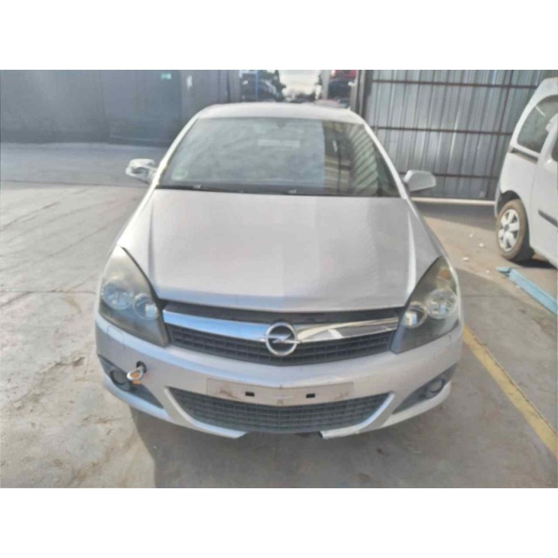 opel astra gtc del año 2009