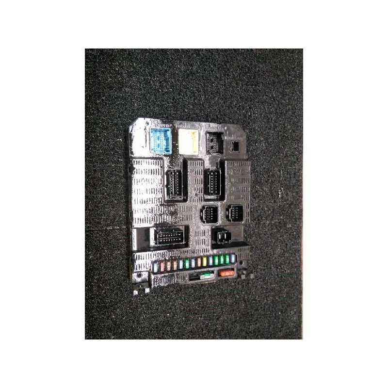Recambio de caja reles / fusibles para peugeot 207 confort referencia OEM IAM 9659285380  