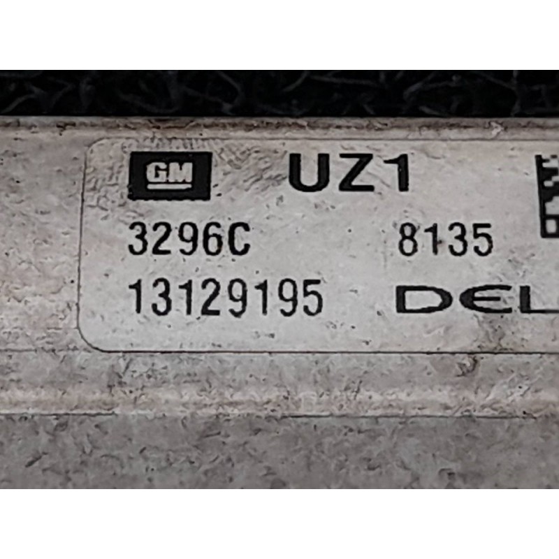 Recambio de condensador / radiador aire acondicionado para opel zafira b enjoy referencia OEM IAM 13129195 - Negro 3