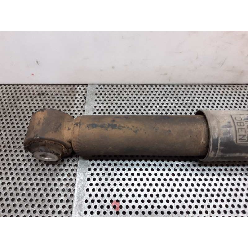 Recambio de amortiguador trasero derecho para smart coupe 0.7 turbo cat referencia OEM IAM 3